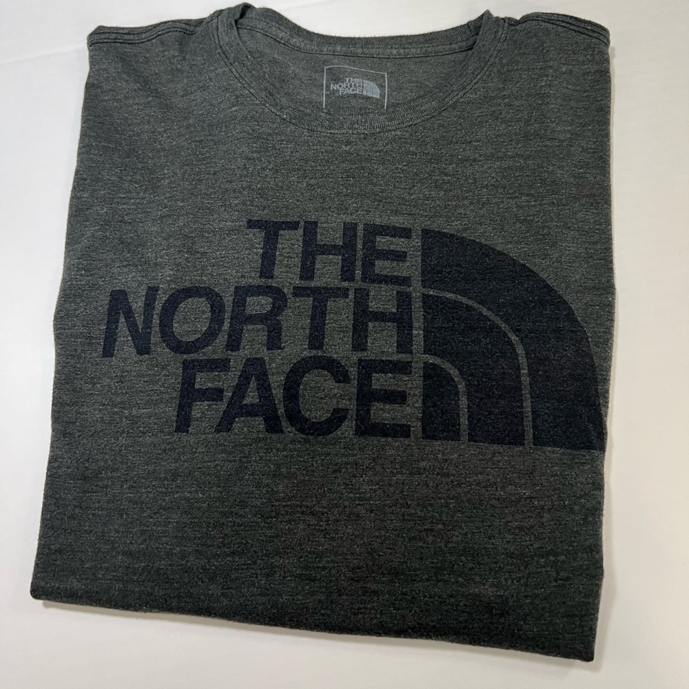 The North Face Men's Gray T-Shirt - Picture 2 of 10